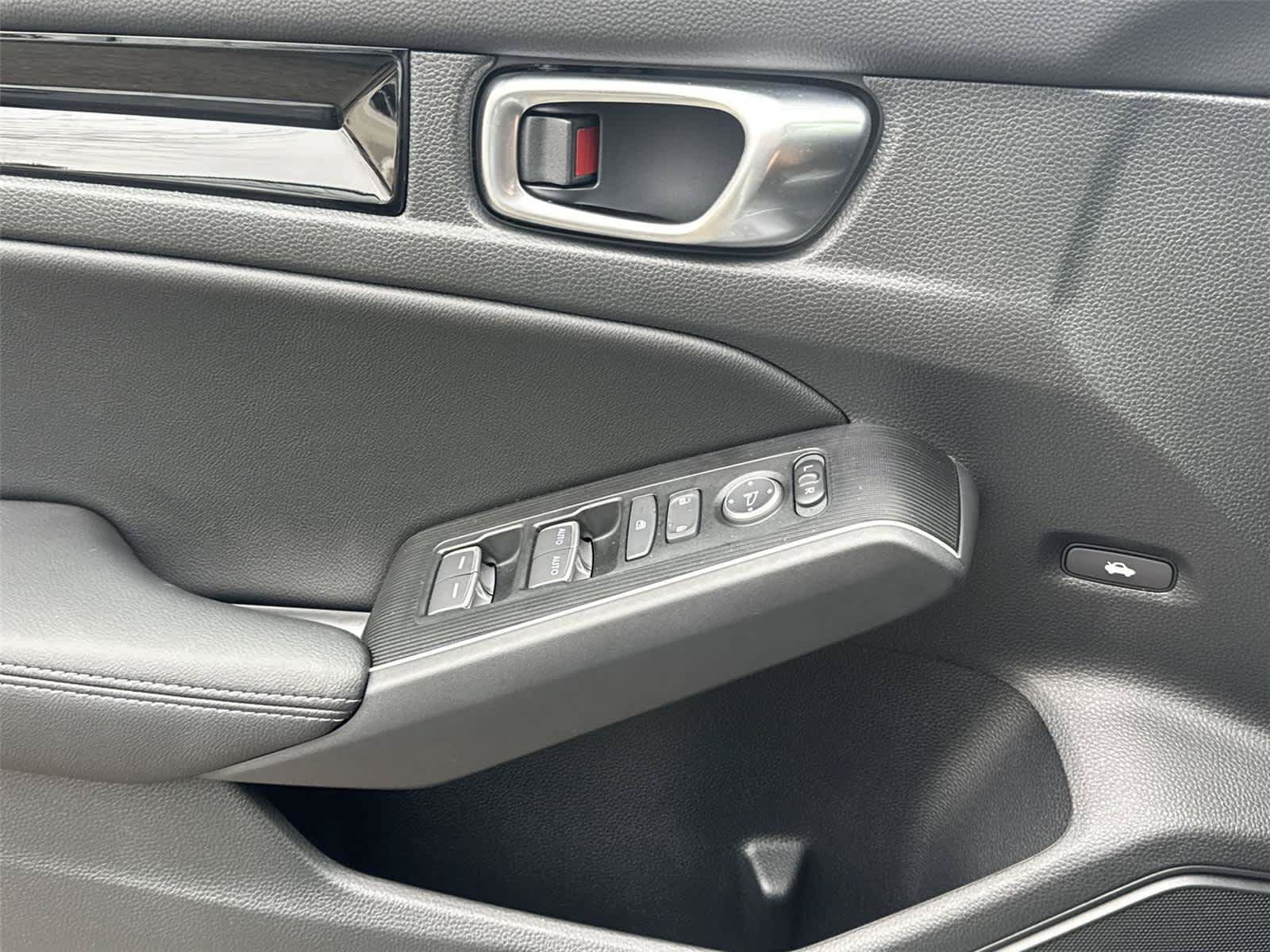 Used 2026 Honda Civic Sport Touring image 32