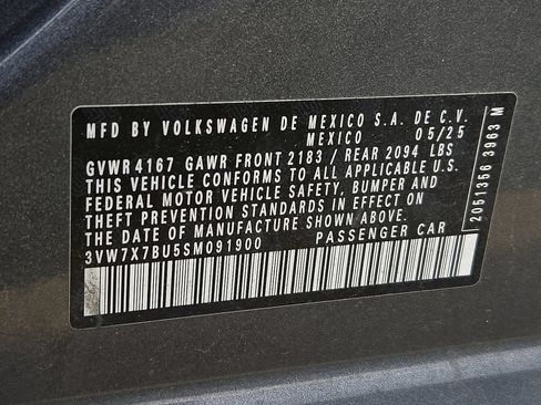 Used 2025 Volkswagen Jetta SE w/ Sunroof Package FWD image 28