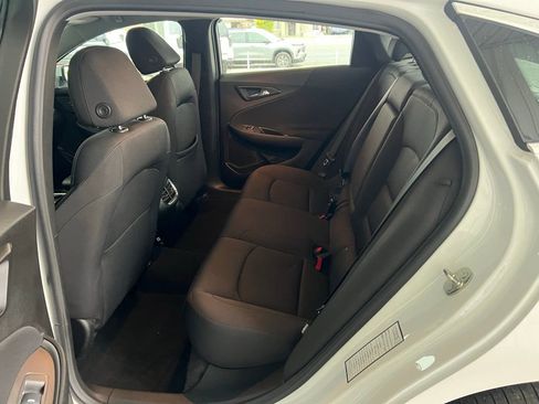 Used 2023 Chevrolet Malibu LT image 17
