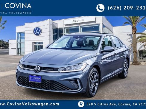 New 2026 Volkswagen Jetta SE image 3