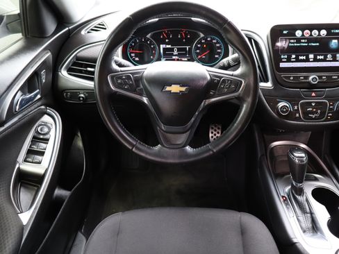 Used 2016 Chevrolet Malibu LT image 21