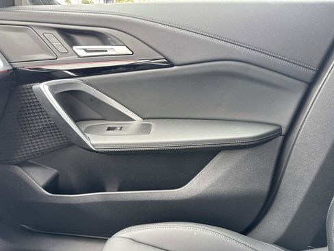 Used 2026 BMW X1 xDrive28i w/ Technology Package image 23