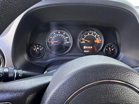 Used 2015 Jeep Patriot Sport w/ Power Value Group AWD/4WD image 14