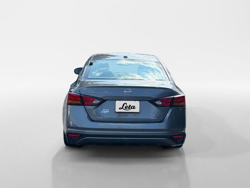 Used 2025 Nissan Altima 2.5 SV FWD image 5