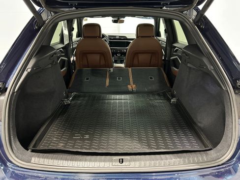 Used 2020 Audi Q3 2.0T Premium Plus w/ Premium Plus Package image 34