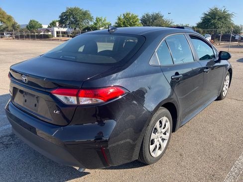 Used 2025 Toyota Corolla LE FWD image 4