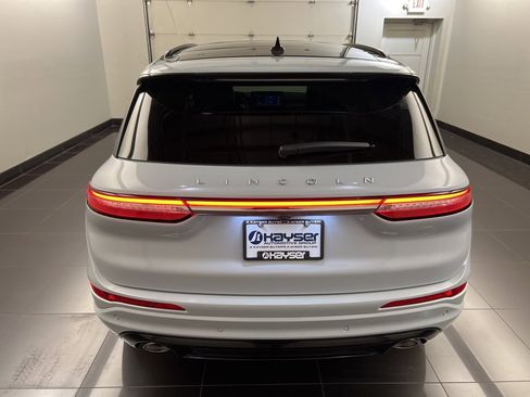 Used 2026 Lincoln Corsair Premiere image 5