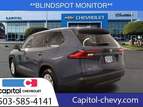 Used 2024 Toyota Grand Highlander XLE image 5