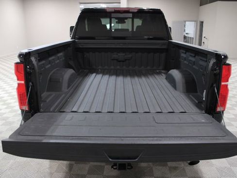 Used 2024 Chevrolet Silverado 2500 LTZ w/ LTZ Convenience Package image 14