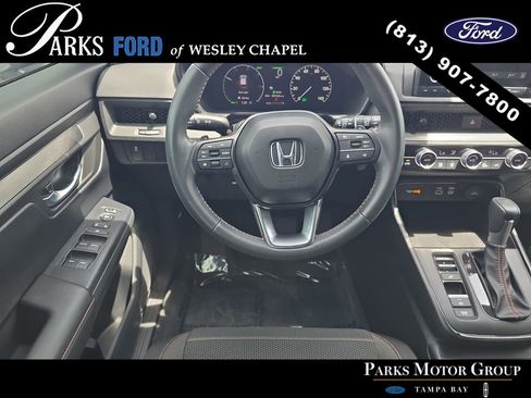 Used 2023 Honda CR-V Sport image 11