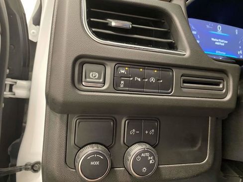 Used 2024 Chevrolet Tahoe LT image 24