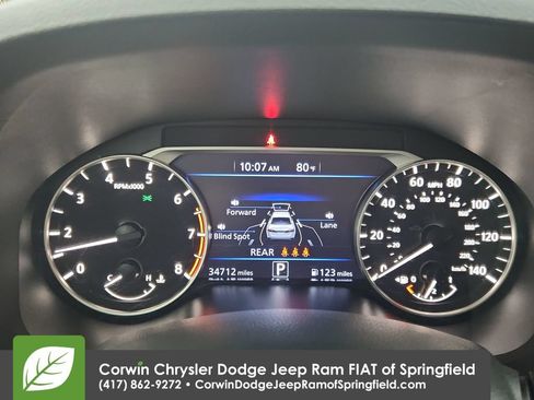Used 2025 Nissan Altima 2.5 SV AWD/4WD image 22