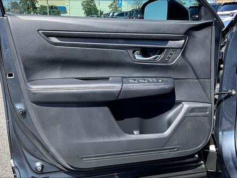 Certified 2025 Honda CR-V Sport-L image 17