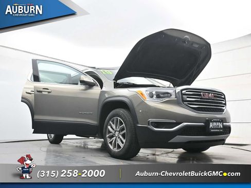 Used 2019 GMC Acadia SLE w/ LPO, Floor Liner Package image 32