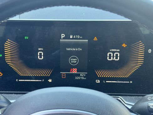 Used 2025 Kia Sorento EX FWD image 5