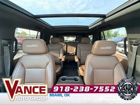 Used 2023 Chevrolet Tahoe High Country AWD/4WD image 39