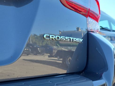 Used 2022 Subaru Crosstrek 2.0i image 11