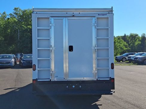 Used 2022 Chevrolet Express 3500 w/ Power Convenience Package RWD image 5