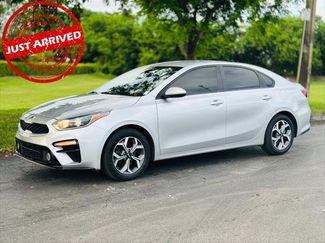 Used 2019 Kia Forte LXS image 1