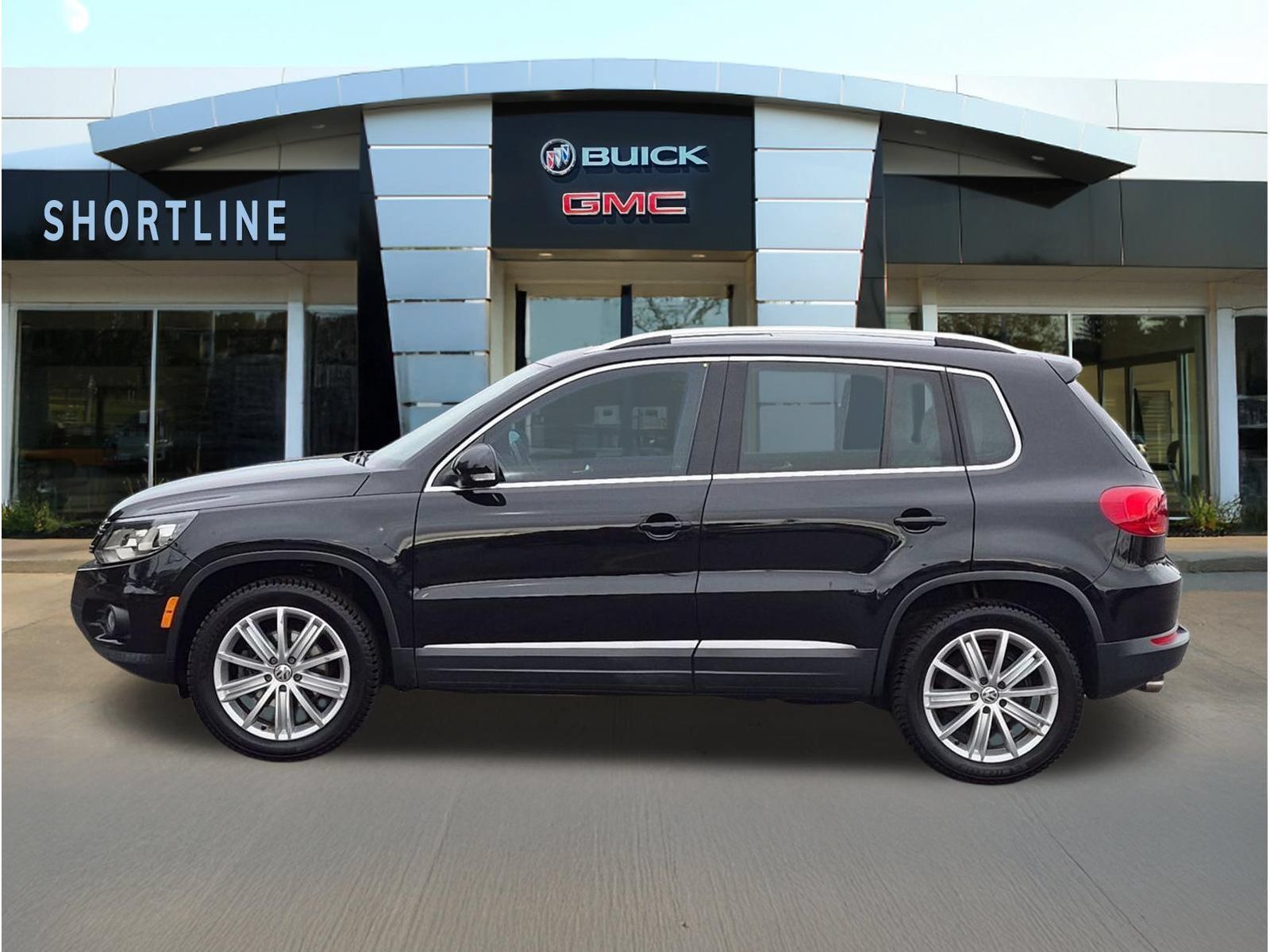 Used 2016 Volkswagen Tiguan SE AWD/4WD image 6