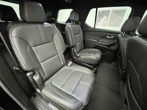 Used 2023 Chevrolet Traverse RS AWD/4WD image 36