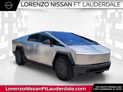 Used 2025 Tesla Cybertruck AWD Crew Cab image 1