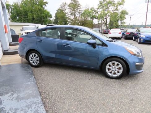 Used 2016 Kia Rio LX image 5