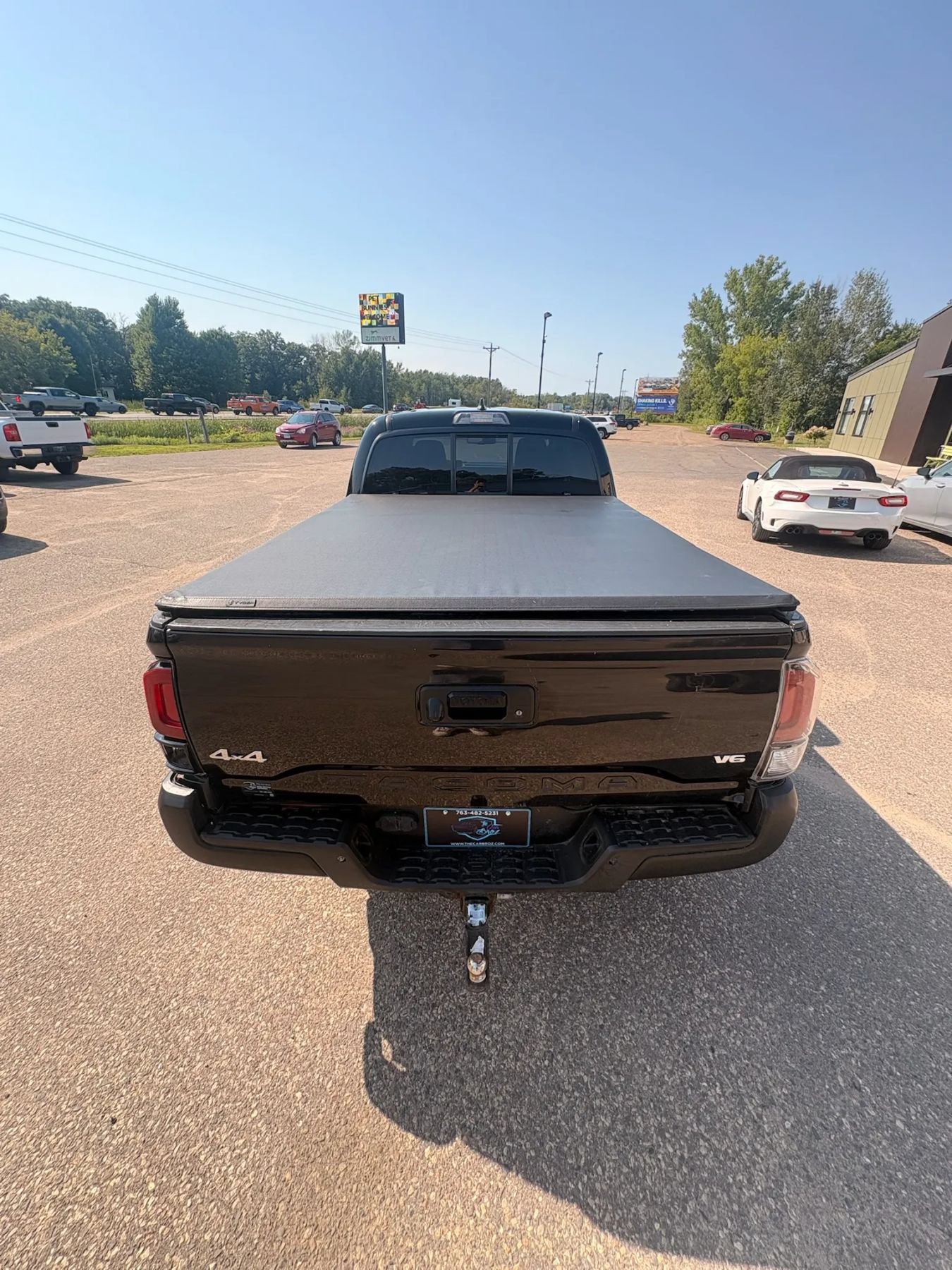 Used 2017 Toyota Tacoma SR5 w/ Tow Package AWD/4WD image 38