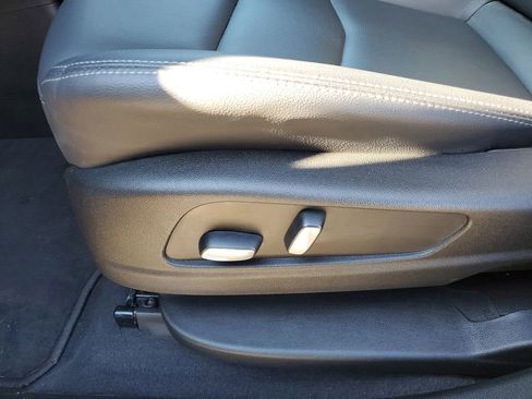 Used 2023 Cadillac XT5 Luxury image 6