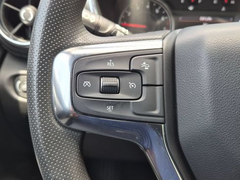 Used 2025 Chevrolet Blazer LT FWD image 14
