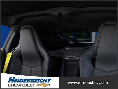 New 2025 Chevrolet Corvette Stingray Preferred Cpe w/ Z51 Performance Package image 25