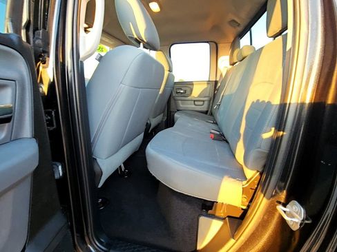 Used 2015 RAM 1500 Classic SLT image 12