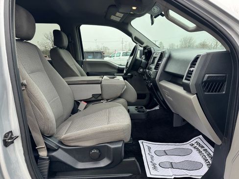 Used 2017 Ford F150 XLT w/ Trailer Tow Package image 17