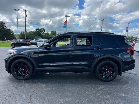 Certified 2023 Ford Explorer ST w/ Equipment Group 401A AWD/4WD image 4