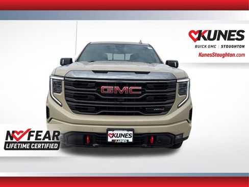 Used 2023 GMC Sierra 1500 AT4 w/ AT4 Preferred Package image 5