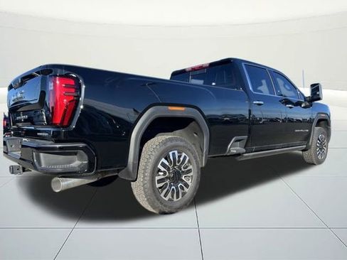 New 2025 GMC Sierra 3500 Denali Ultimate image 6