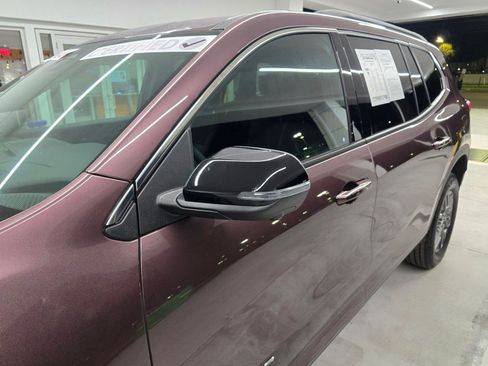 Used 2026 GMC Acadia Elevation FWD image 11