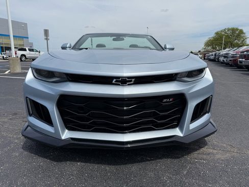Used 2017 Chevrolet Camaro ZL1 RWD image 19