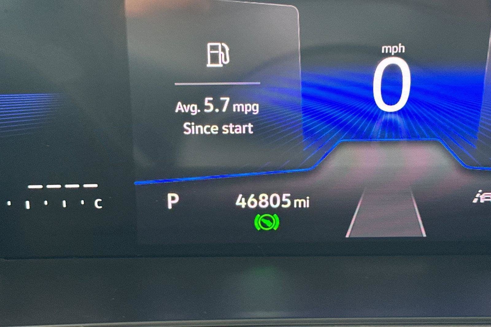 Certified 2025 Volkswagen Jetta SE FWD image 26