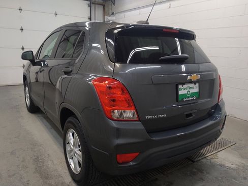 Used 2020 Chevrolet Trax LS w/ Tint and Cruise Package AWD/4WD image 5