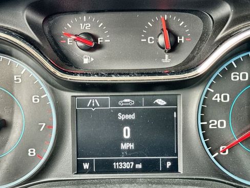 Used 2017 Chevrolet Cruze Premier FWD image 15