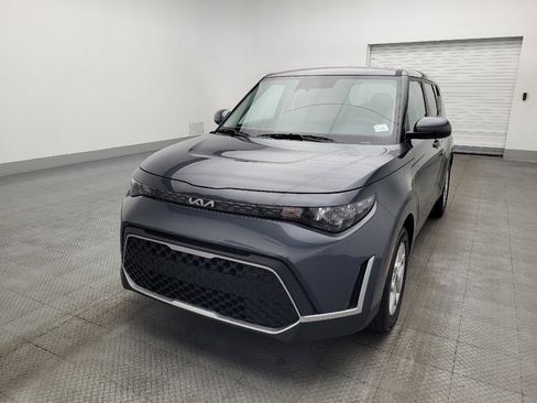 Used 2025 Kia Soul LX image 15