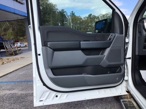 Used 2024 Ford F150 XLT w/ Mobile Office Package image 7