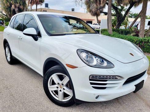 Used 2012 Porsche Cayenne image 1