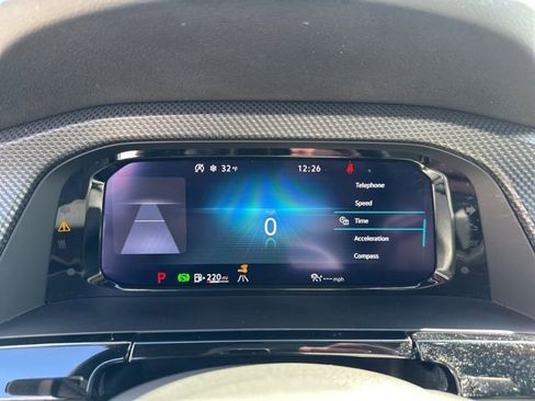 Used 2024 Volkswagen Atlas Cross Sport SEL Premium R-Line image 33