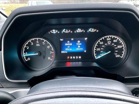 Used 2023 Ford F150 XLT image 14