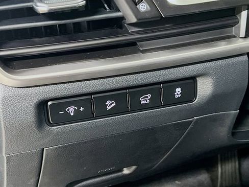 New 2025 Kia Telluride S image 10