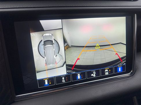 Used 2024 GMC Yukon Denali image 71