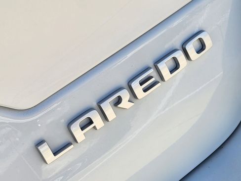New 2026 Jeep Grand Cherokee Laredo image 14
