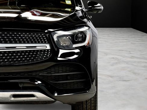Used 2020 Mercedes-Benz GLC 300 4MATIC Coupe image 9